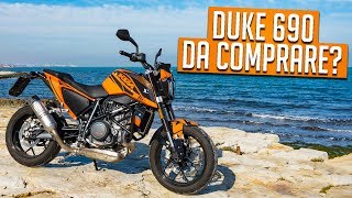 PREGI e DIFETTI del KTM DUKE 690 [upl. by Ainotahs]