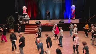 Can’t Pass The Bar Line Dance  2024 Dutch Dance Explosion [upl. by Nauqel]