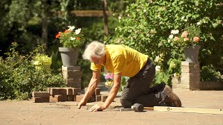 Bestrating herstellen  Tuinieren met Hendrik Jan de tuinman [upl. by Cox]