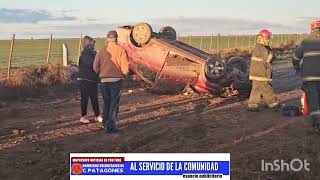 VOLCO UNA CAMIONETA CON 4 PERSONAS A LA ALTURA DE LOS SILOS EN PATAGONES [upl. by Panter290]