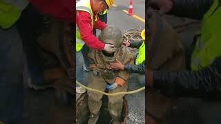 Sewerage diving suit installation process Good tools and machinery can increase work efficiency [upl. by Fedirko34]