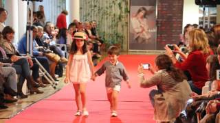 Desfile de moda infantil Primavera  Verano 2016 de BlancoampEntredoses [upl. by Nessa668]