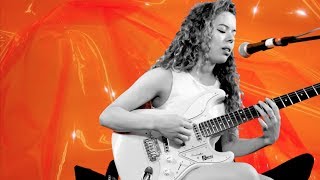 Nilufer Yanya  Hey live [upl. by Duggan]