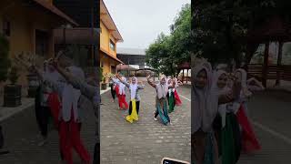 Kegiatan ekstrakurikuler seni tari di sekolah dance tari school kegiatansekolah [upl. by Amieva]