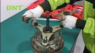 How To UseHow to install car Clutch easy By SAC clutch Alignment tool [upl. by Alyaj]