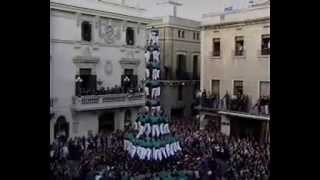 Castellers de Vilafranca  Primer 3 de 10 amb folre i manilles [upl. by Lamrert929]