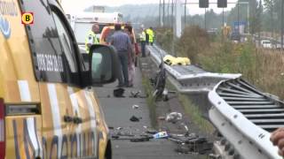 Zwaar ongeluk met vliegend motorblok op A2 bij Eindhoven [upl. by Lamson582]