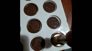 Sellos de chocolate monedas de chocolate Wwwopalockaespecialcom [upl. by Akayas]