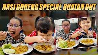 NENEK DAN CUCUNYA MAKAN NASI GORENG BUATAN DUT LUCU BANGET‼️ [upl. by Laehctim]