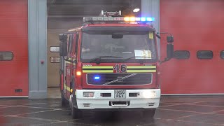 CROSS BORDER STANDBY TURNOUT  Hampshire amp IOW FRS Totton  Salisbury Fire Station DWFRS [upl. by Leiad]