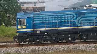 29101 Cengal × South Thai Cargo 139 at Bukit Mertajam [upl. by Beaner]