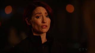 Alex and Sara Mentions Maggie  Crisis on Earth X  The Flash  04X08 [upl. by Deanna]