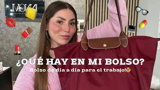 ¿QUE HAY EN MI BOLSO 👜❤️ lo que llevo día a día dentro de mi Longchamp para el trabajo 💻 [upl. by Initsed]