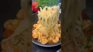 Spaghetti ai gamberi  Un classico della nostra cucina ristorante [upl. by Rednave553]