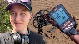 Taking the Equinox 800 back to the Beach Metal Detecting [upl. by Nagaem]