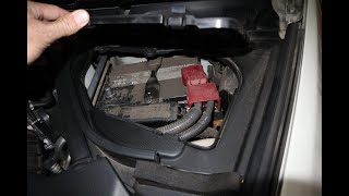 How to disconnect the battery on your car if you have to store it for Corona lockdown [upl. by Herod835]