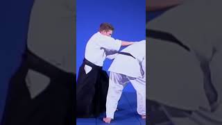 IKKYO AIKIDO HAND GRAB [upl. by Lefty]