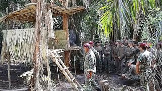 US Marines Join Malaysian soldiers for Jungle Survival Training [upl. by Kumler]