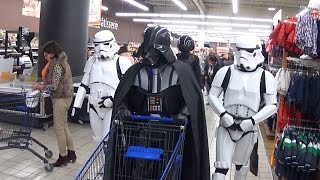 🎅 Darth Vaders Christmas shopping 🎄 A Star Wars Holiday Special video [upl. by Stricklan]