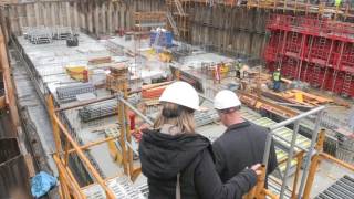 Bundesrätin Simonetta Sommaruga besucht Baustelle in Sitten [upl. by Cranford]