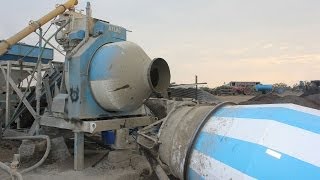 Mobile concrete batch mixing plant video by Atlas Equipments [upl. by Skipp710]