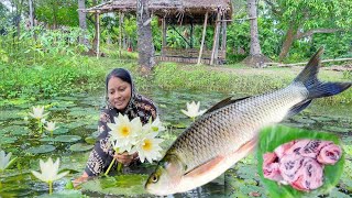 মাঠ থেকে শাপলা তুলে মাছের তেল দিয়ে রান্না করলাম সাথে রুই মাছের ঝালদা  fish curry recipe [upl. by Chane]