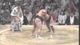 Miyabiyama vs Hayateumi nagoya 2004 [upl. by Noram]