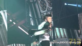 fancam 141003 2PM quotGo Crazyquot Concert Im your manWooyoung [upl. by Scriven]