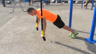 Ejercicios de pectoral flexiones con TRX [upl. by Silvain263]