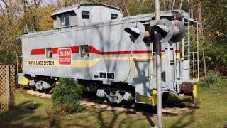 Tour a Caboose 1960s ACL  SCN Caboose Sea Board Coast Line Railroad Train Rail Fan [upl. by Nnayhs265]