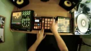 quotNeed U 100quot Live Rework Maschine finger drumming [upl. by Sims]