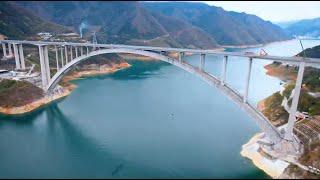 GLOBALink  Expansive arch bridge in Chinas Guangxi opens to traffic [upl. by Lloyd]