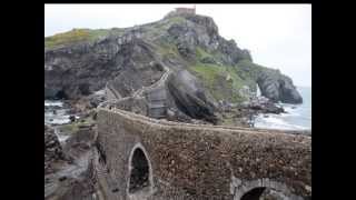 Ermita de San Juan en Gaztelugatxe Bermeo  Vizcaya Bilbao País Vasco [upl. by Shafer]