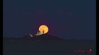 Nubble lighthouse moon rise 2022 [upl. by Enida]