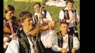 OLŠAVA Lidové Písnĕ z Uherskobrodska  Moravian  Slovak Folk Song 1975 [upl. by Sheelah]