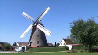 KINDERLIED ZO GAAT DE MOLEN DE MOLEN  MOLENWIEKEN DRAAIEN  LIEDJES UIT GROOTMOEDERS TIJD [upl. by Anolla]