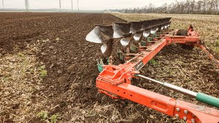 onLand ploughing with Kverneland PN100 9furrow [upl. by Mcginnis797]