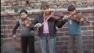 Tutaina Christmas Folk Song Childrens violin trio [upl. by Alraep]