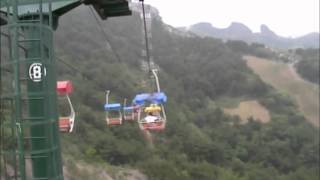 ShuangtaBerg m d Seilbahn zum Tempel by cable car to the temple 双塔山 Chengde 承德市 3 [upl. by Cirnek]