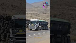 volquete pasando por las vías de Arequipa volquetes truck camiones trucking camion camioneros [upl. by Hook97]