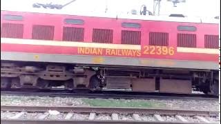 13020Bagh Express Departing form Gorakhpur Jn with HWH P4 [upl. by Crawley]