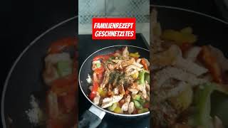 Familienrezept Paprika Geschnetzeltes mit SpätzleStillengelMama Familienkanal [upl. by Seugram856]