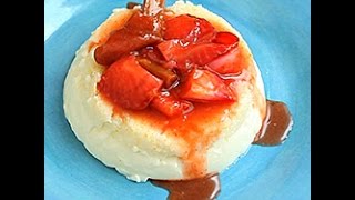 Come fare la panna cotta alle fragole  videoricette di dolci al cucchiaio [upl. by Lekkim]