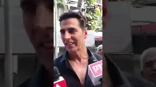 WATCH Actor Akshay Kumar And Rajkummar Rao show their inkedfinger after casting theirvote inMumbai [upl. by Asseram]