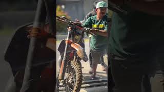 DETAILING KTM OFF ROAD BERLUMPUR kingpolishes cucimotorviral [upl. by Aneertak]