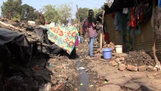 A walk through one of the slums in Bhopal India [upl. by Aronoel]