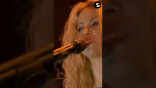 Estoy Aquí Pura Pasión de Shakira en Concierto [upl. by Welton596]