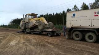 MAN TGS Spreader loading BOMAG soil stabilizer [upl. by Va]