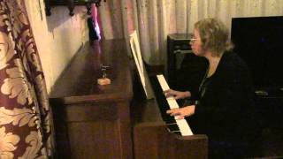 quotMEIN YIDDISHE MEIDELEquot Jewish piano [upl. by Ladnek]