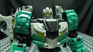 TFC Toys MENTARAZOR Seawing EmGos Transformers Reviews N Stuff [upl. by Hymen]